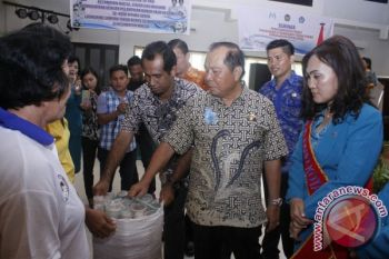 Wali Kota Lomban Launching Sampah Tukar Beras Sejahtera