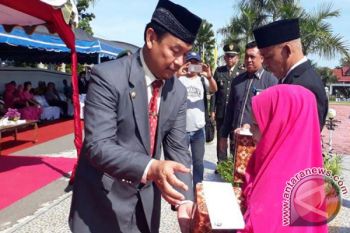 Pemkab Lamandau Santuni Ahli Waris Veteran