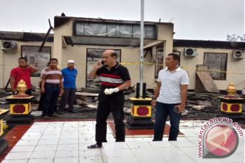 Pelayanan Polres Dharmasraya Tetap Berjalan Pascapembakaran