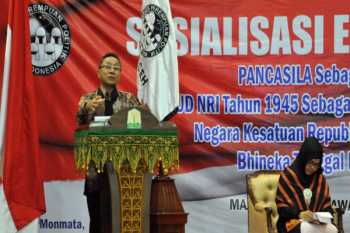  Zulkifli: Mahasiswa Kelompok Pemuda Elite