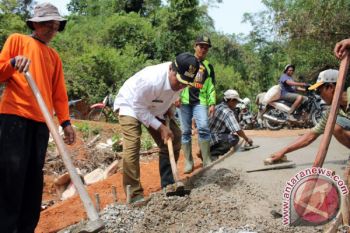 Wabup Solok : Gotong Royong Erat Silaturahmi