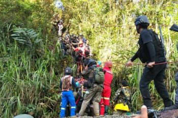 Evakuasi jenazah Brigadir Firman terkendala cuaca 