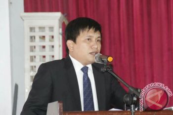 Komisioner Panwaslu Minahasa Raih Prestasi