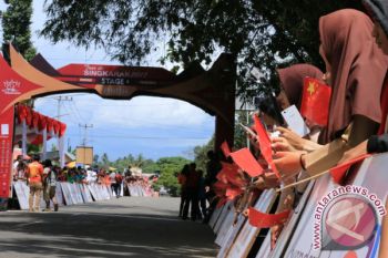 Payakumbuh Societies are Enthusiastic To See TdS