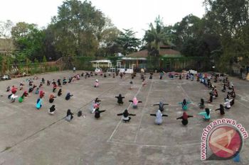 Bengkel Sastra UNM Gelar FTMI XIII 2017