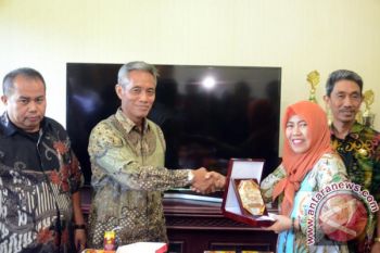 Sekjen DPR Sosialisasikan Fungsional Perisalah Kepada DPRD