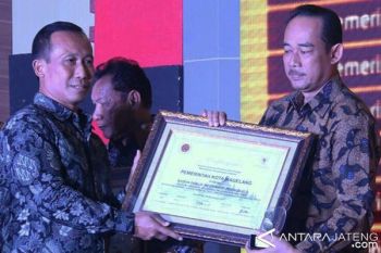 Pemkot Magelang Raih Dua Penghargaan