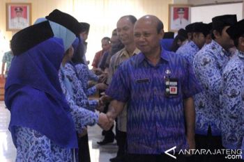 57 Pegawai Ikuti Pengambilan Sumpah PNS