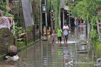 Catatan Akhir Tahun - Bencana banjir tahunan di Solo 