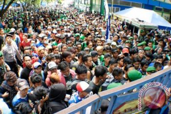 Ribuan Bonek Mania Konvoi Sambut Pemain Bajul Ijo