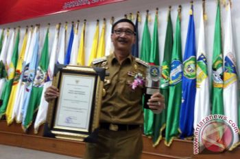 Pesisir Selatan Terima Swastisaba Wiwerda, Predikat Kabupaten Sehat Nasional