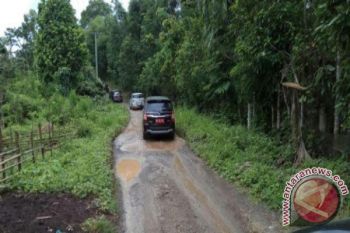 Kerusakan jalan Kayuagung - Sepucuk segera diperbaiki