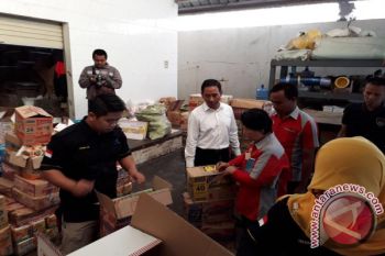 195 Karung Mi Kedaluwarsa Diamankan dari Gudang PT PDR, Diduga Dikemas Ulang untuk Dijual Kembali