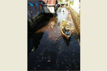 Kesadaran Warga Buang Sampah ke Sungai Masih Rendah