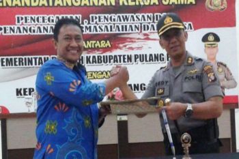 Bupati Pulpis : Kades Jangan takut Dalam Penggunaan Dana Desa