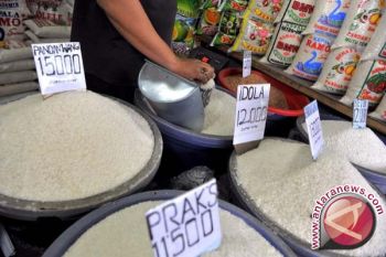 Disperindag tetap pantau harga kebutuhan pokok libur Lebaran