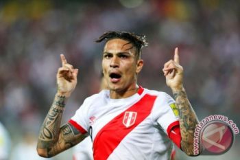 Piala Dunia, kapten Peru minta Swiss cabut larangan main