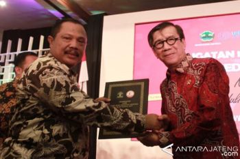 Kota Magelang Terima Penghargaan Kota Peduli HAM