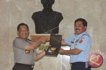 "Diplomasi Kopi" Panglima TNI Untuk Soliditas TNI dan Polri