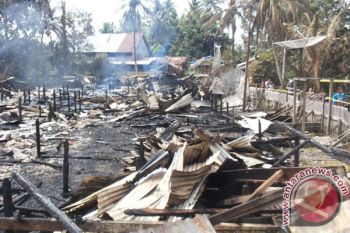 Rumah Betang, situs budaya Dayak  berusia 151 tahun terbakar