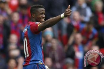 Crystal Palace tinggalkan zona degradasi usai kalahkan Watford 2-1