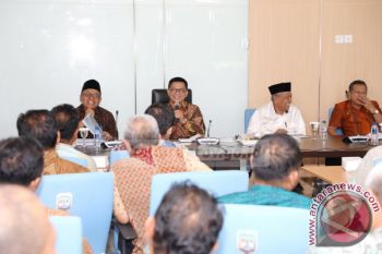Gubernur Tegaskan LKPj dan LKPD Harus Tepat Waktu