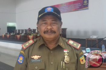 Tanah Datar Terima 24 Tenaga Pemadam Kebakaran