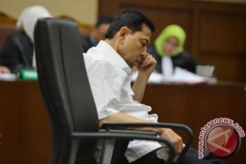 KPK periksa anak  Setya Novanto