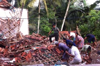 Musala Ambruk Akibat Pergerakan Tanah di Banyumas
