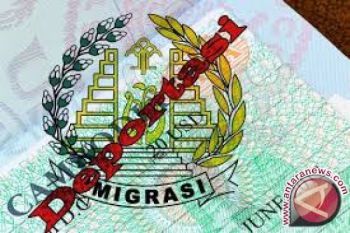 Imigrasi Mataram Deportasi 64 WNA