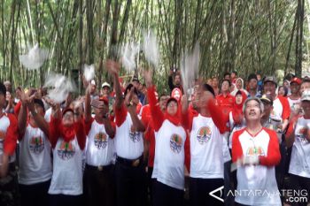 Penanaman ribuan pohon warnai Hari Cinta Puspa Temanggung 