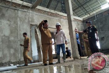 Jalan Menuju Rumah Sakit Padanggelugur Diaspal 2018