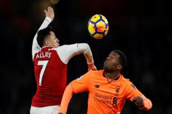 Arsenal tahan imbang Liverpool 3-3