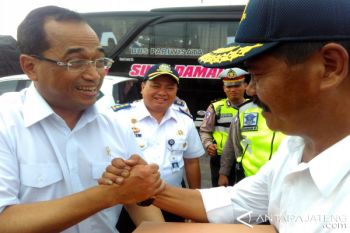 Menhub "ngepos" di Semarang hingga tahun baru 