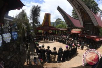Gubernur : suasana Bali segera pindah ke Toraja