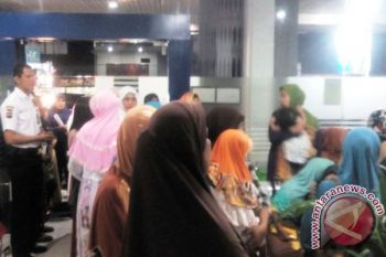 Sempat Terkendala Jaringan, KPM di Lubuk Basung Lega PKH Cair