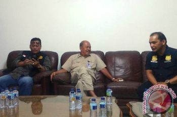 Imigrasi palembang ingatkan pekerja asing rutin melapor