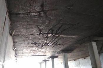 Atap Underpass Pelita Retak