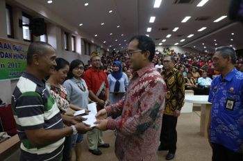 595 Rohaniawan Makassar terima insentif