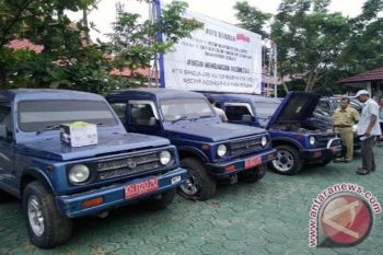 24 anggota DPRD Tanjungpinang kembalikan mobil dinas