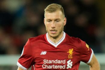 Tandukan Klavan amankan kemenangan dramatis Liverpool  