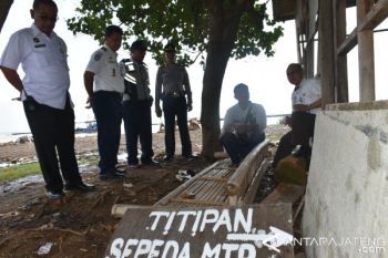 Tim Saber Pungli Batang sidak petugas parkir ilegal (VIDEO)