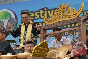 Pejabat Lampung Timur harus tinggal di daerah 