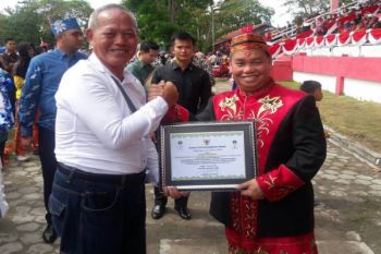 Musim Mas Group Terima Penghargaan dari Bupati Kotim