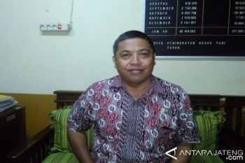 TPI Pekalongan lelang ikan 35 ton