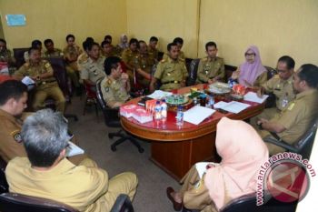 Bupati Sinjai kukuhkan forum komunikasi tenaga sukarela