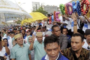 Pilgub Lampung: Pasangan Petahana Daftar ke KPU