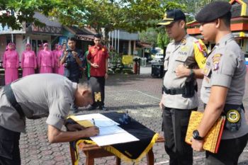 Kapolres Barut Pimpin Sertijab Kapolsek Teweh Selatan