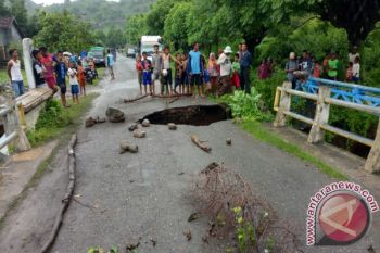 Seorang Balita Hanyut Akibat Banjir di Bima 