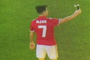 Rekrutan baru MU Alexis Sanchez Bisa Dimainkan di Piala FA